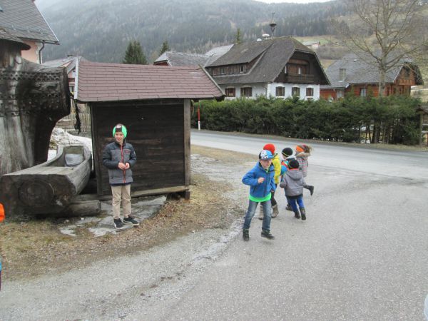 Schule Trommeln Auto Eier Ullr 024